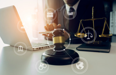 Obraz premium Male lawyer or judge consult having team meeting with client, Law and Legal services concept