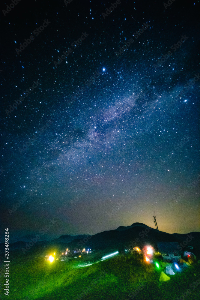 Wall mural 四国カルストの星空