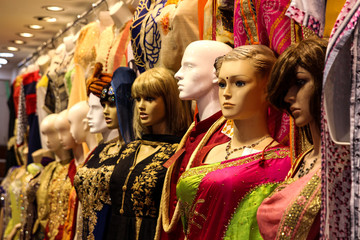 Fototapeta premium Mannequins with indian dresses in a shop