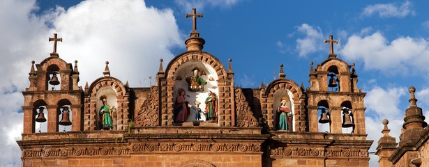Obraz premium Catholic catedral on main square Plaza de Armas in Cusco