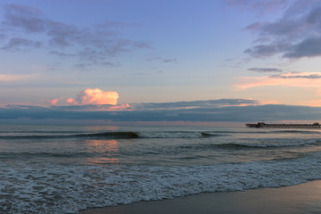 Obraz premium A sunset view of the ocean at North Myrtle Beach South Carolina.