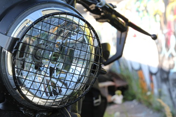 Scrambler Scheinwerfergitter