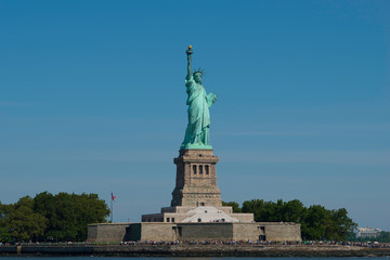 Fototapeta na wymiar The statue of Liberty and Manhattan, New York City