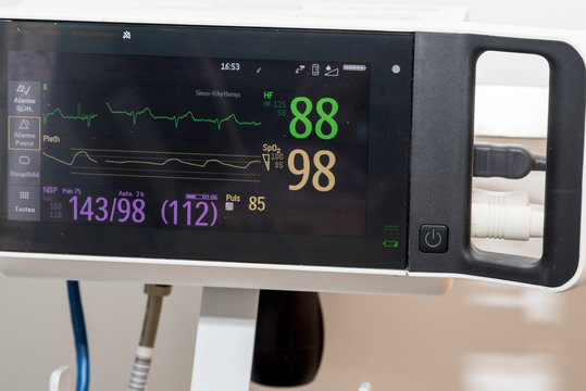 &Uuml;berwachungsinstrument im Krankenhaus