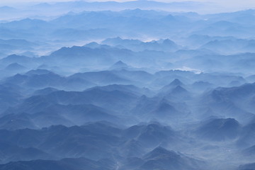 Fototapeta na wymiar Misty Mountains