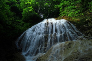 岩手県矢巾町　夏の大白沢の滝