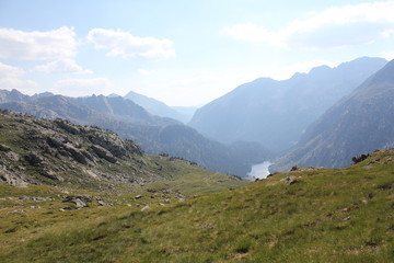 Large mountains, nature parks, lakes