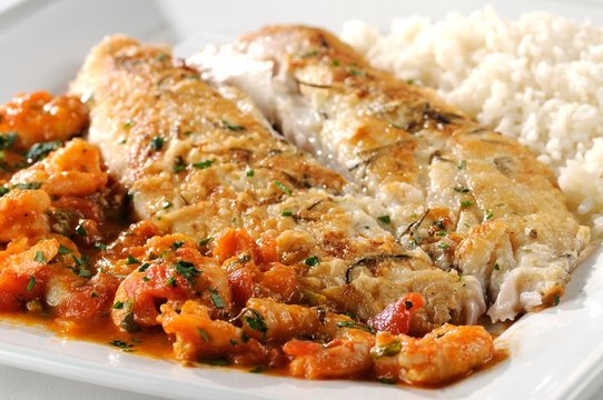 Fil&eacute; de Abadejo ao molho de  Camar&atilde;o