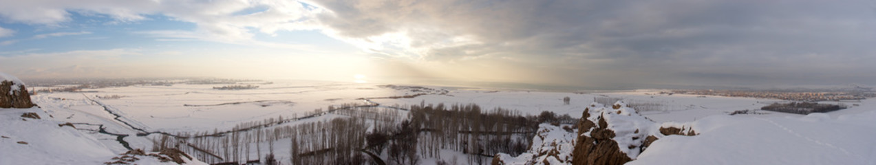 Fototapeta premium Winter panorama of Lake Van shore, Turkey