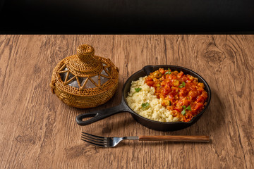 北アフリカ料理 ひよこ豆とクスクス  Boiled chickpeas with couscous 