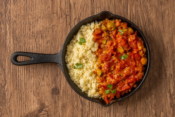 北アフリカ料理 ひよこ豆とクスクス  Boiled chickpeas with couscous 