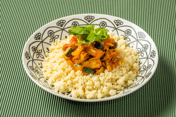 北アフリカ料理 ひよこ豆とクスクス  Boiled chickpeas with couscous 