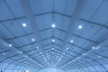 Big warehouse steel plate roof ceiling structure, with iron beams, perspective background