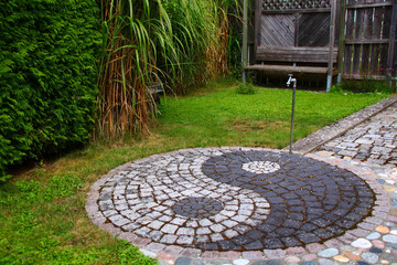 kopfsteinpflaster gartenweg