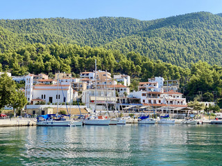 Fototapeta na wymiar Panoramic view over Sporades islands, Greece