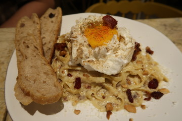 Pasta carbonara with eggs.