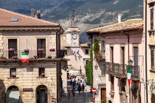 pescocostanzo medieval city historic center italy