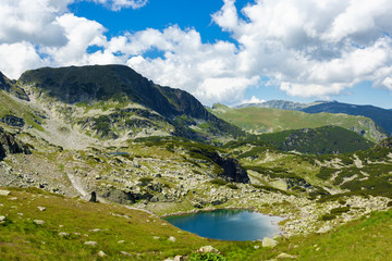 Fototapeta na wymiar Picturesque lake in the Rila mountains, Bulgaria