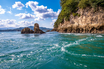 瀬戸内海・来島海峡の荒々しい潮流のある風景　愛媛県今治市. The view of...