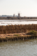 Suggestivo scorcio delle saline di Marsala