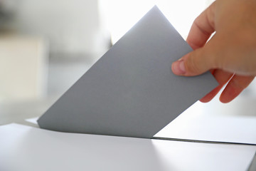 Wahlbrief Wahlschein zur Kommunalwahl Landtagswahl Bundestagswahl