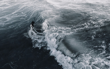 Naklejka premium Surfing Lines