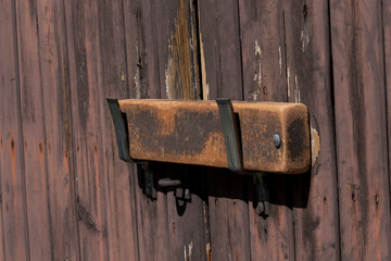 Wooden block is rustic and effective lock