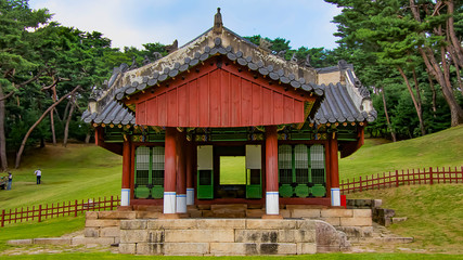Fototapeta premium Royal Tomb of Queen Jeongsoon (Sareung) 10