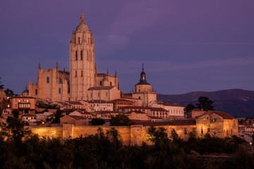 Fototapeta na wymiar Night image Cathedral and Alcazar of Segovia and monuments, Castilla y Leon, Spain.