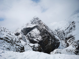 Obraz premium snow covered mountains