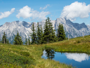 Fototapeta premium Ausblick vom Saalachtaler Höhenweg im Salzburger Land
