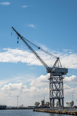 Fototapeta na wymiar cranes in the harbor