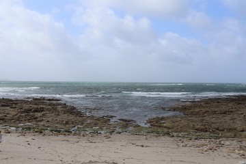 Fototapeta na wymiar Le littoral atlantique, l'océan atlantique au lieudit Fort Bloqué, ville de Ploemeur, département du Morbihan, région Bretagne, France