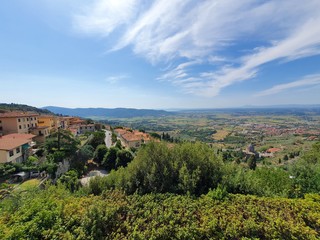 Fototapeta na wymiar Magnificent Tuscan landscape from Cortona, Arezzo, Italy.