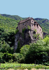 Fototapeta na wymiar Castel Roncolo presso Bolzano