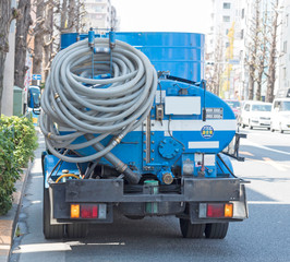 バキュームカーの後部