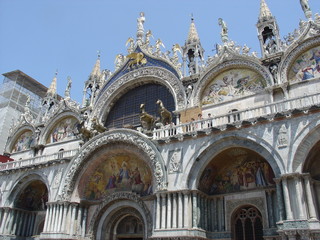 Fototapeta na wymiar basilica di san marco venice