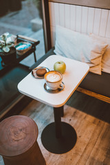 Cafeteria con flat  white