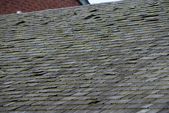 Old gray shingle roof