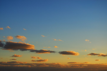 夕暮れ　夕焼け　空　素材