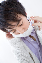 風邪の男性
