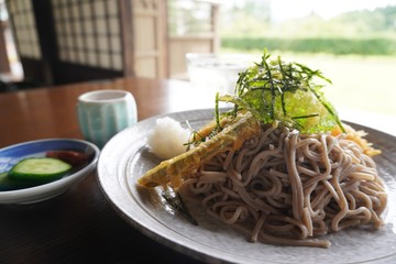 天ぷらぶっかけそば、夏の古民家にて/Tempura soba with cold soup at Japanese...