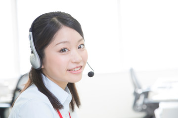 女性オペレーター
