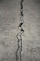 Crack line