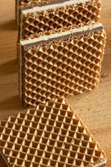 Crispy wafers with chocolate and hazelnut cream