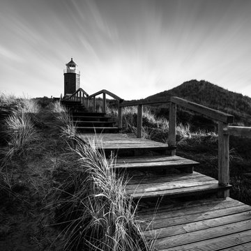 Quermarkenfeuer Leuchtturm bei Kampen auf Sylt in Schwarzwei&szlig;