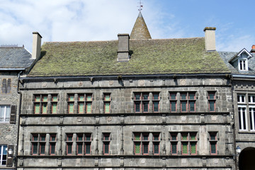 Musée d’Art et d’Histoire de Saint-Flour, ancienne maison consulaire