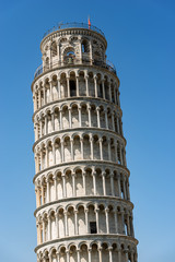 Leaning Tower of Pisa, bell tower of the Cathedral (Duomo di Santa Maria Assunta) in Romanesque style. (1173 - XIV Century). Tuscany, Italy, Europe