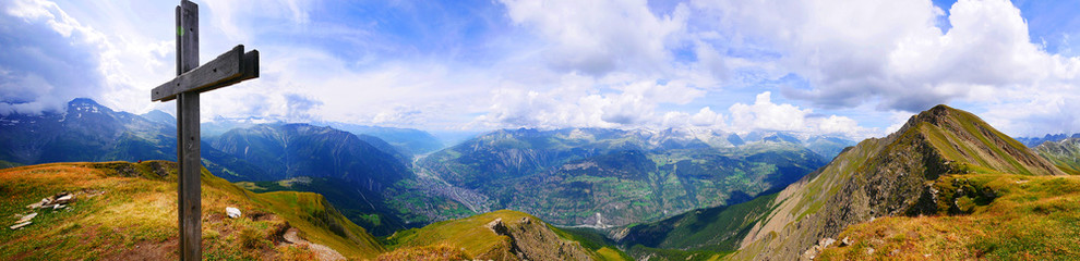 Folluhorn, Schweiz: Alpines Gipfelpanorama