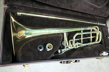 trumpet on the street